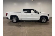 $39978 : GMC Sierra 1500 2024 4x4 SLT thumbnail