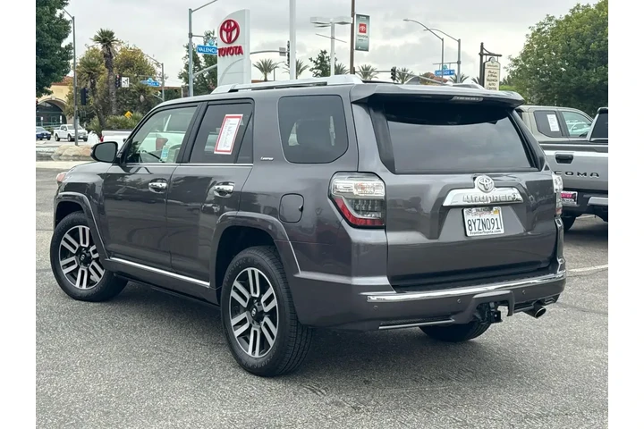 $39250 : Toyota 4Runner 2022 4x2 Limi image 5
