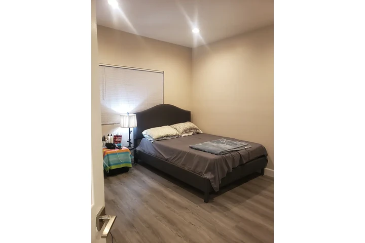 $1470 : Anaheim Renta image 9