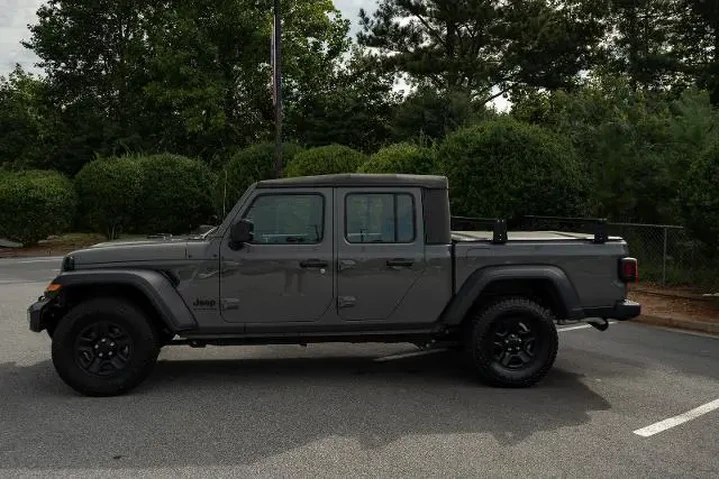$27500 : Jeep Gladiator 2023 4x4 Spor image 5