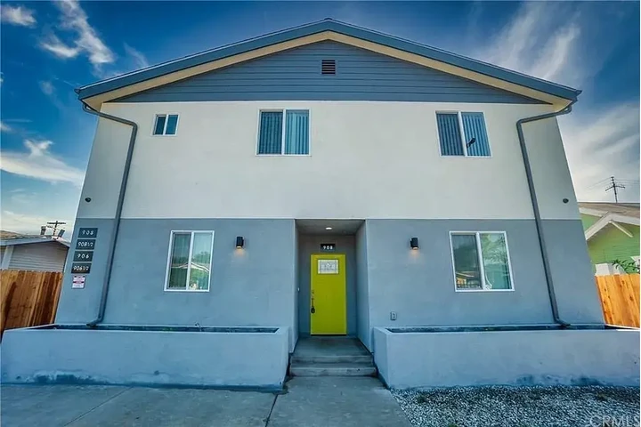 $3550 : Beautiful Home 3B/2B image 2