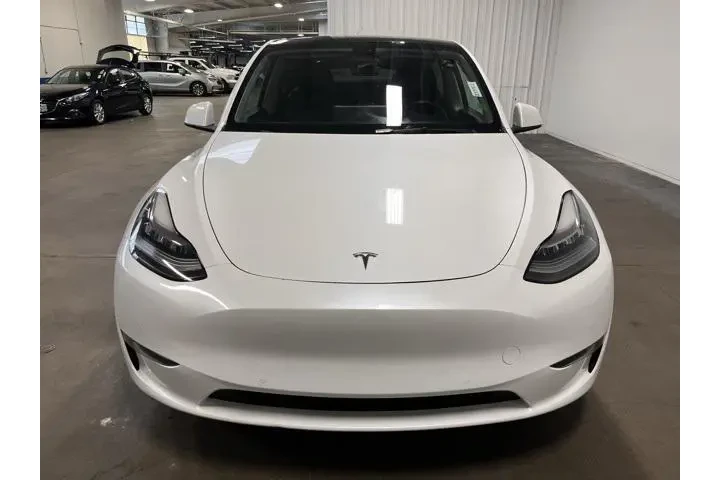 $25442 : Tesla Model Y 2021 AWD Long image 8