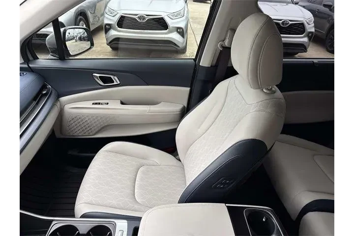 $38455 : Kia Carnival Hybrid 2025 EX image 8