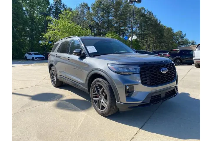 $36420 : Ford Explorer 2025 AWD ST-Li image 8