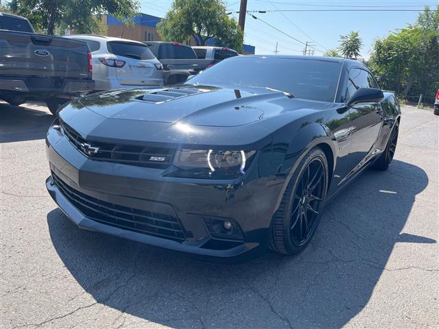 $24088 : 2015 Camaro SS, EXTRA CLEAN, image 3