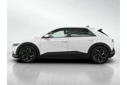 $27998 : Hyundai IONIQ 5 2023 AWD SEL thumbnail