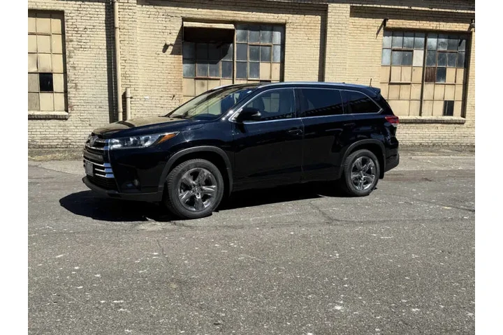 $24988 : 2018 Highlander Limited image 4