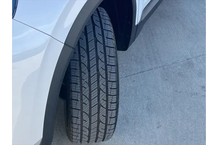 $19975 : Hyundai SANTA FE 2023 AWD SE image 9