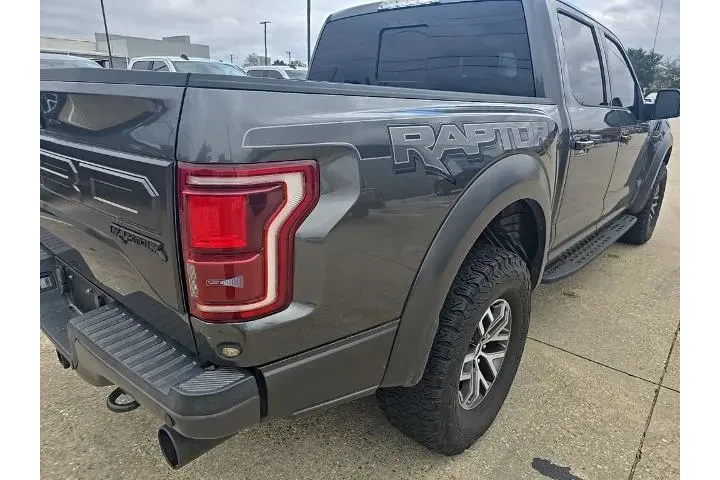 $37980 : Ford F-150 2018 4x4 Raptor 4 image 8