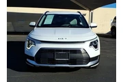 $21779 : Kia Niro 2023 EX 4dr Crossov thumbnail