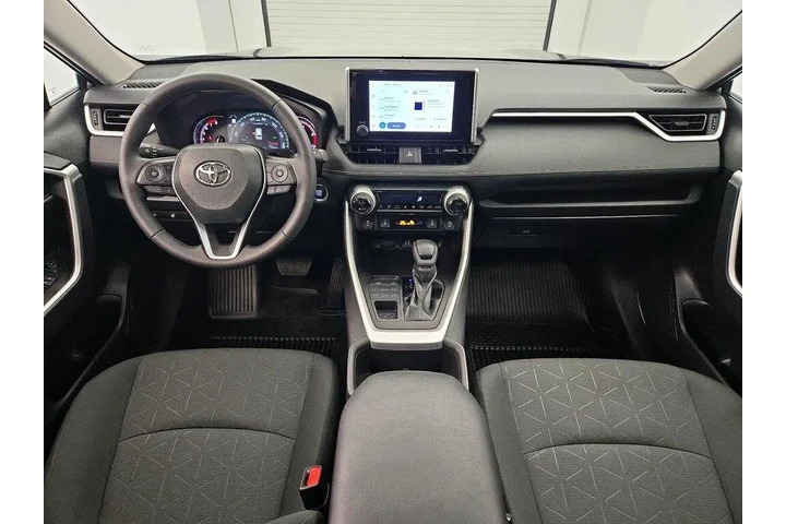 $34998 : Toyota RAV4 2023 AWD XLE 4dr image 9