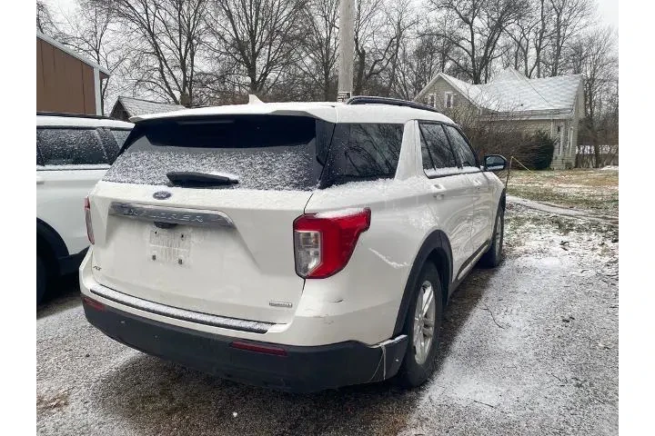 $17995 : Ford Explorer 2020 XLT 4dr S image 2