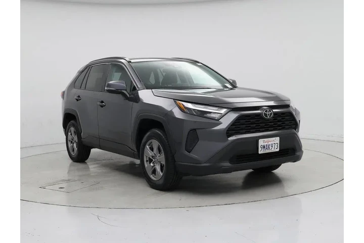 $29998 : Toyota RAV4 2024 AWD XLE 4dr image 1