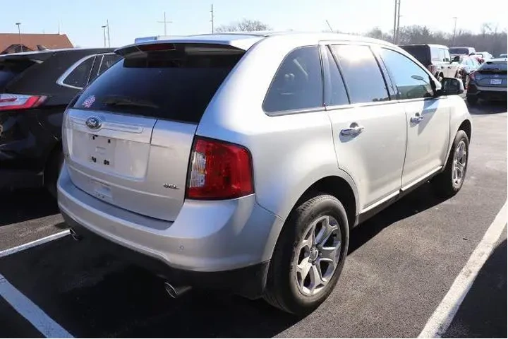 $7000 : Ford Edge 2011 SEL 4dr Cross image 5