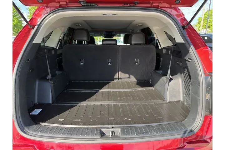 $26296 : Kia Sorento 2023 S 4dr SUV image 7