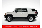 $36688 : 2014 FJ Cruiser 4WD 4dr Auto thumbnail