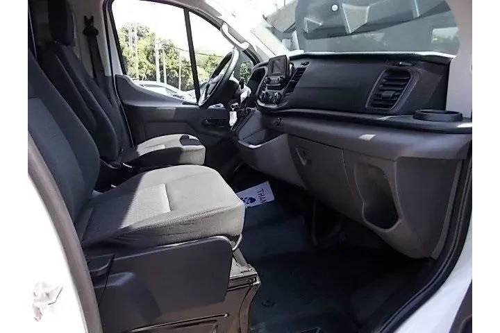 $36996 : Ford Transit 2024 250 3dr SW image 3