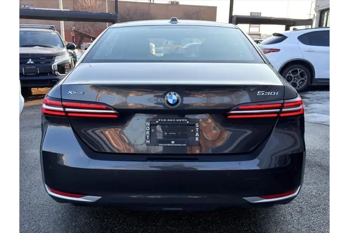 $39795 : BMW 5 Series 2025 AWD 530i x image 5