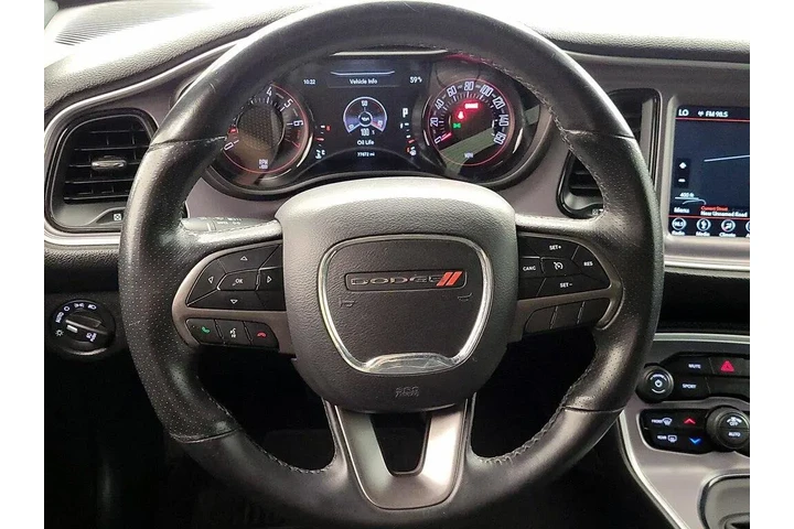 $19998 : Dodge Challenger 2019 SXT 2d image 10
