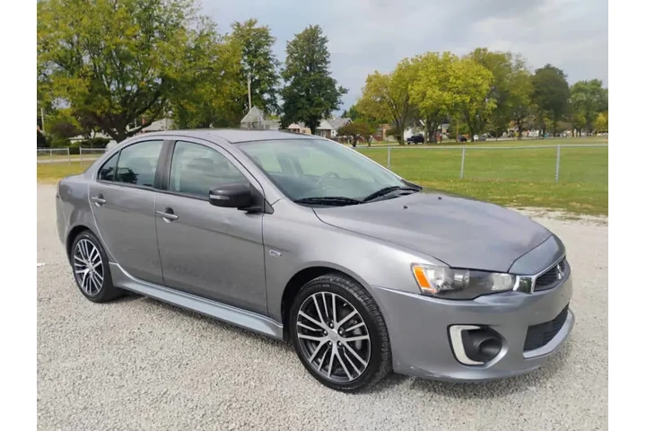 $8997 : 2017 Lancer ES image 5