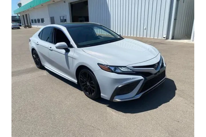 $27900 : Toyota Camry 2022 XSE 4dr Se image 1