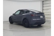 $31998 : Tesla Model Y 2023 AWD Long thumbnail