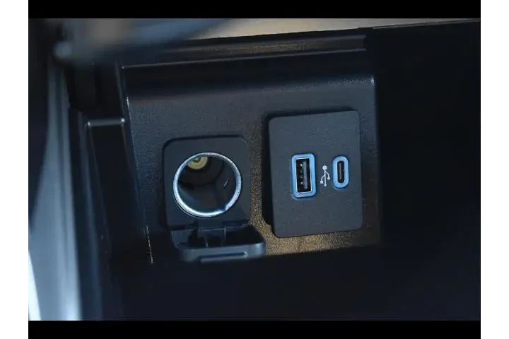 $39995 : Ford Explorer 2023 XLT 4dr S image 8