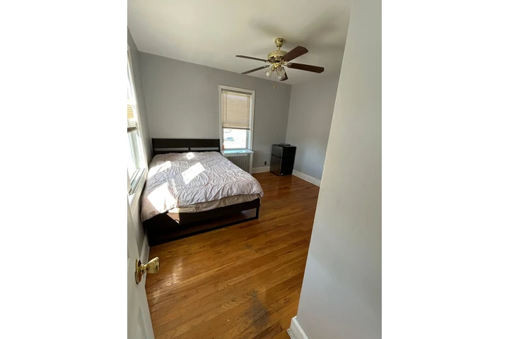 $850 : Rento bonito cuarto image 5