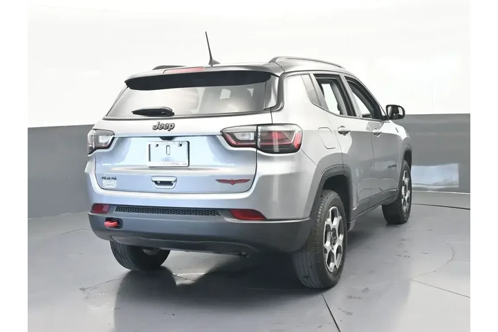 $18498 : Jeep Compass 2022 4x4 Trailh image 5