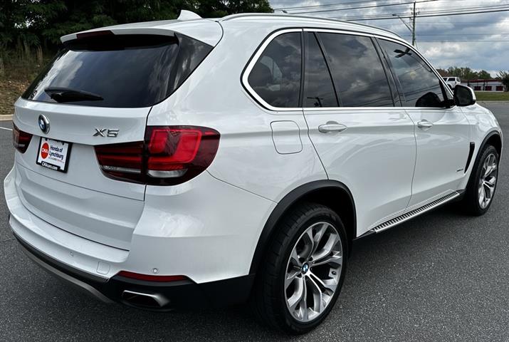 $22784 : PRE-OWNED 2016 X5 XDRIVE50I image 5