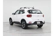 $21998 : Hyundai VENUE 2025 SEL 4dr C thumbnail