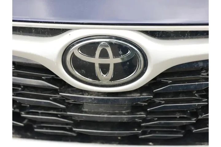 $38442 : Toyota Highlander 2023 AWD L image 7