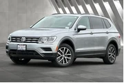 $20000 : Volkswagen Tiguan 2021 SE 4d thumbnail