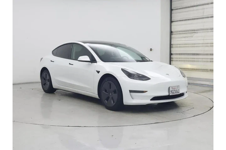 $28998 : Tesla Model 3 2023 4dr Sedan image 1