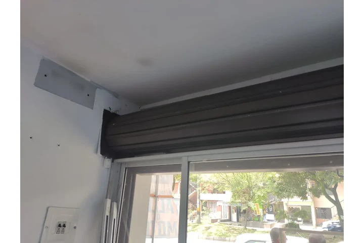 $1700000 : Puerta de garaje  enrrollable image 1