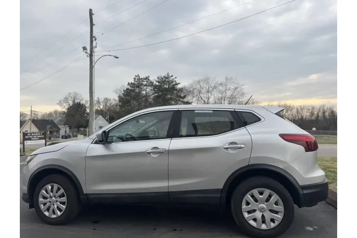 $9999 : 2019 Rogue Sport S image 8