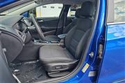 $9999 : Pre-Owned 2017 Cruze LT thumbnail