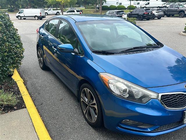 $10800 : PRE-OWNED 2014 KIA FORTE EX image 9