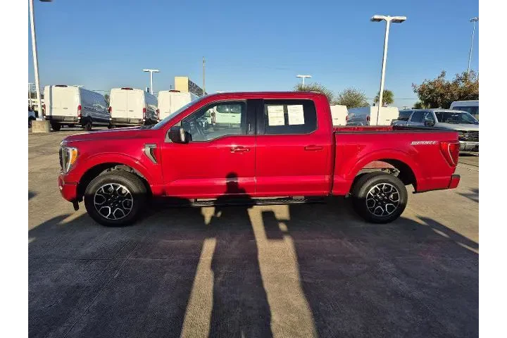 $35981 : Ford F-150 2022 4x2 XLT 4dr image 2