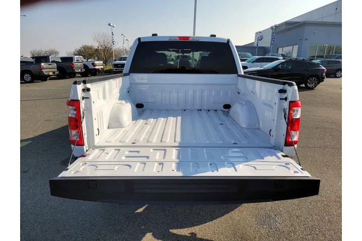 $39900 : Ford F-150 2022 4x4 XL 4dr S image 10