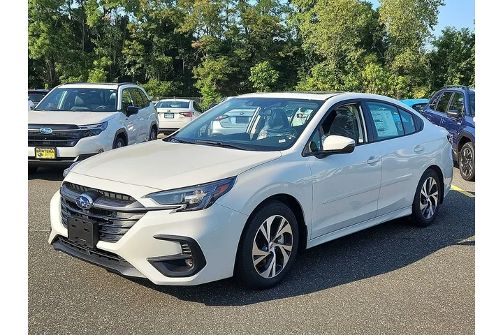 $29995 : Subaru Legacy 2025 AWD Premi image 2
