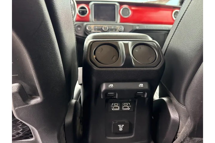 $27999 : Jeep Wrangler Unlimited 2019 image 8