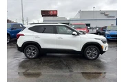 $22988 : Kia Seltos 2024 AWD S 4dr SU thumbnail