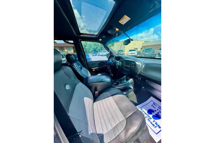 $8500 : 2002 F-150 Harley-Davidson image 10