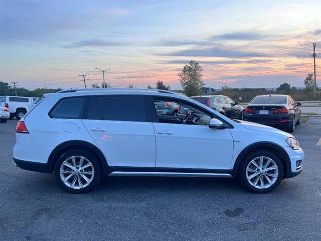 $13995 : 2017 Golf Alltrack TSI SE 4Mo image 8