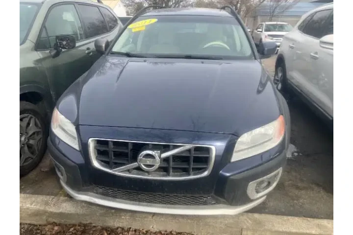 $8990 : 2011 XC70 3.2 image 3