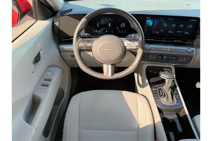 $20885 : Hyundai KONA 2024 SEL 4dr Cr image 9