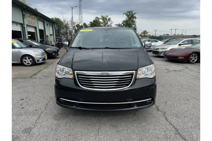 $8900 : 2015 Town and Country Touring image 9