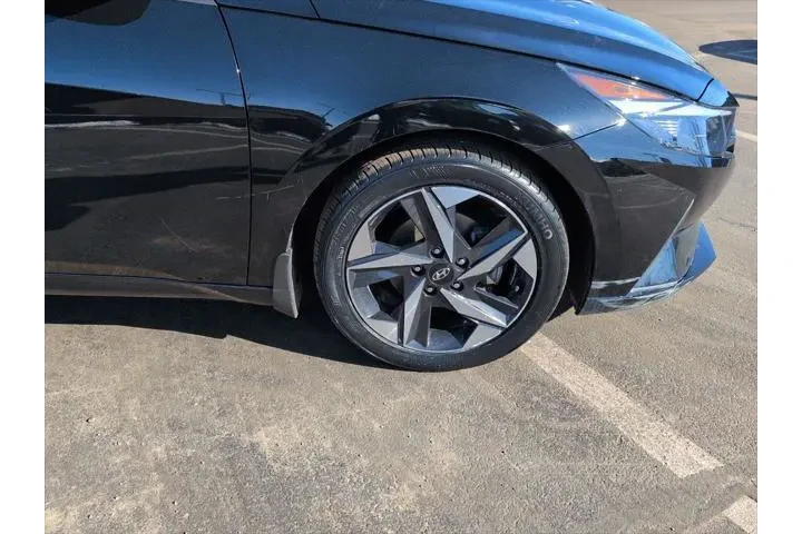 $17900 : Hyundai ELANTRA 2023 SEL 4dr image 10