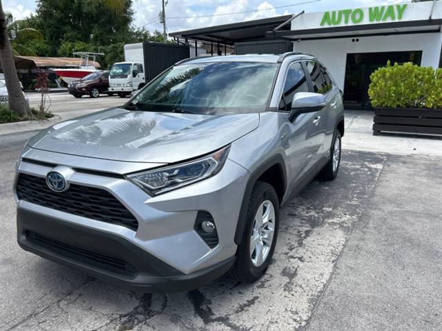 $18000 : Toyota RAV4 image 1